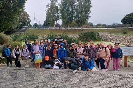 Wycieczka uczniów klas II do Pacanowa