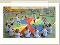 Na hali sportowej